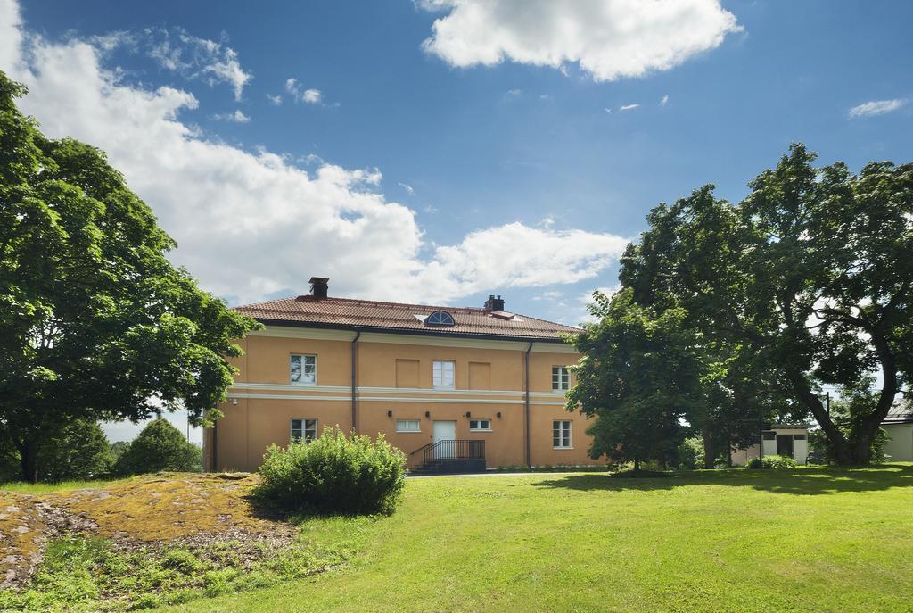 Haemeenkylaen Kartano Vantaa Exterior photo