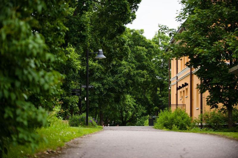 Haemeenkylaen Kartano Vantaa Exterior photo